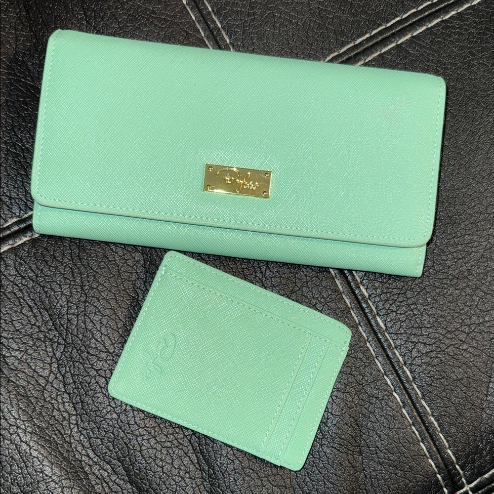 Mint Green Wallet and Card Holder Set
